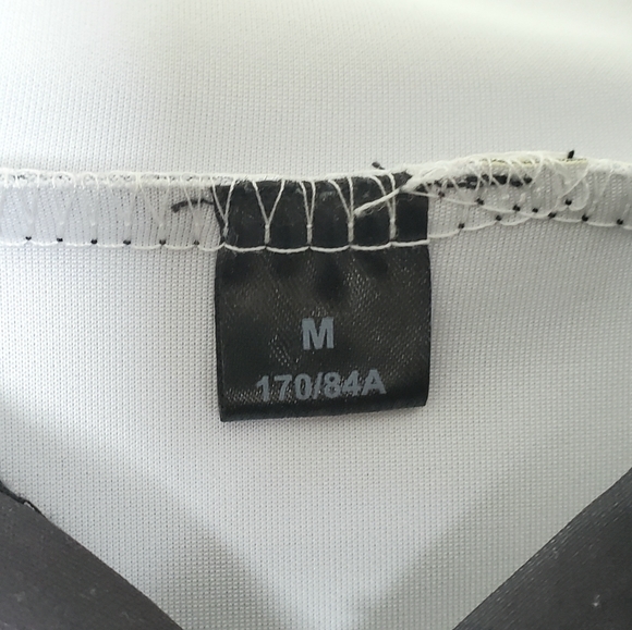 Star Wars The Mandalorian Pullover Hoodie All-Over Print Soft Medium - Picture 3 of 3